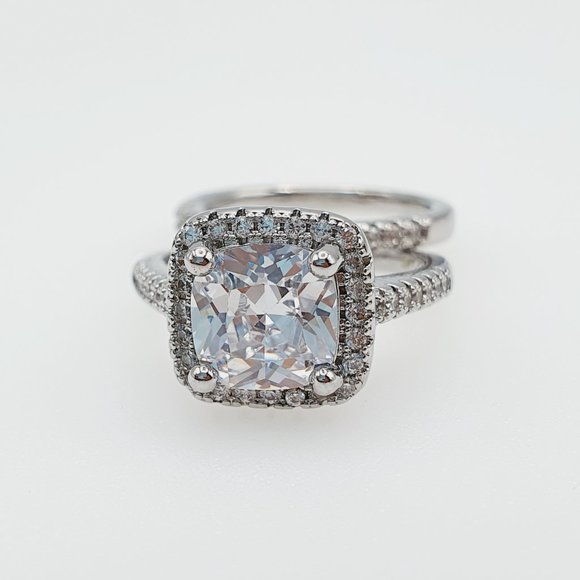 "925 Silver Luxury Princess Cut CZ Wedding Couple Ring, FB16FA1030 - Picture 3 of 3